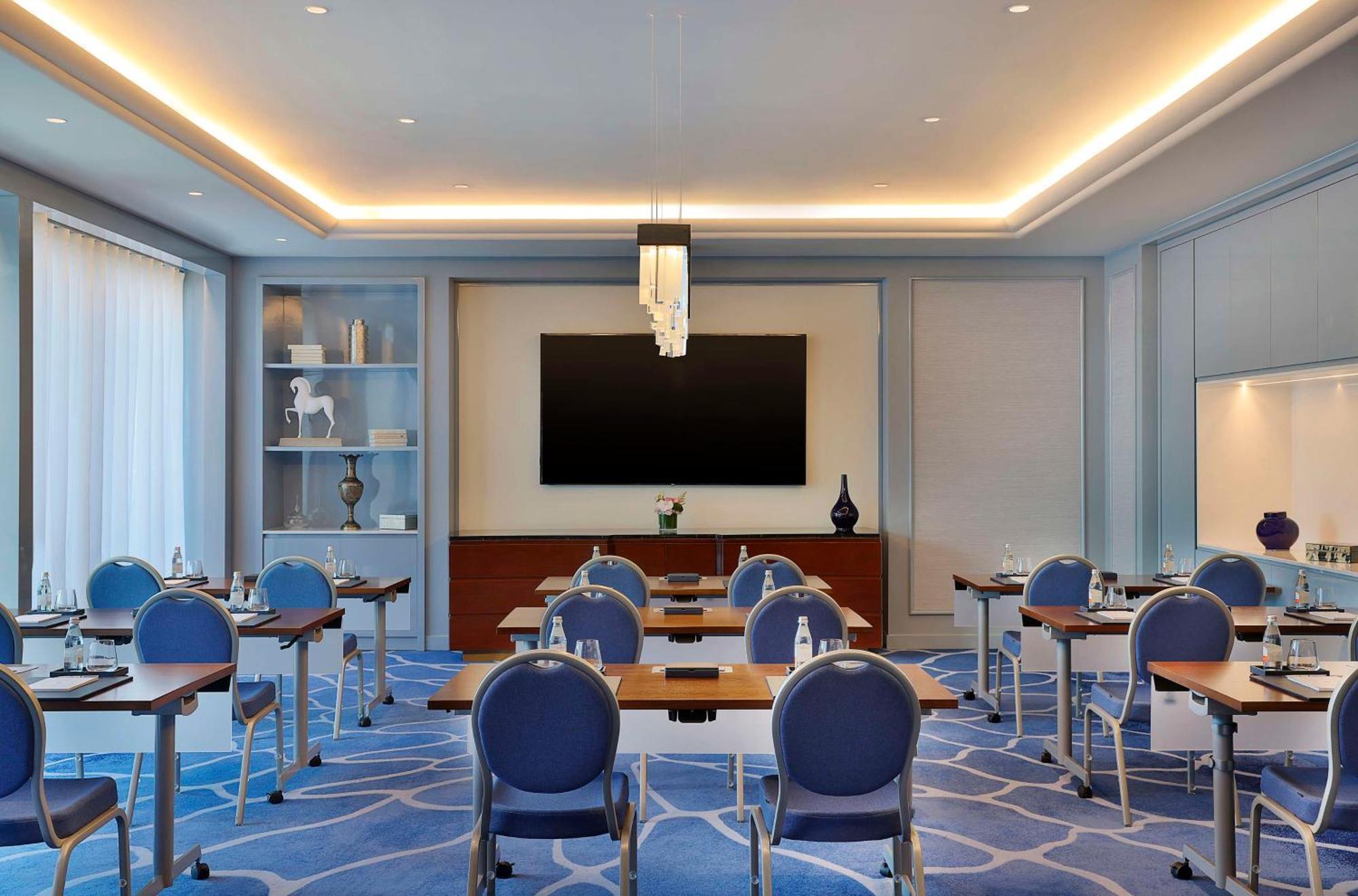 Waldorf Astoria Doha Lusail Экстерьер фото Meeting room
