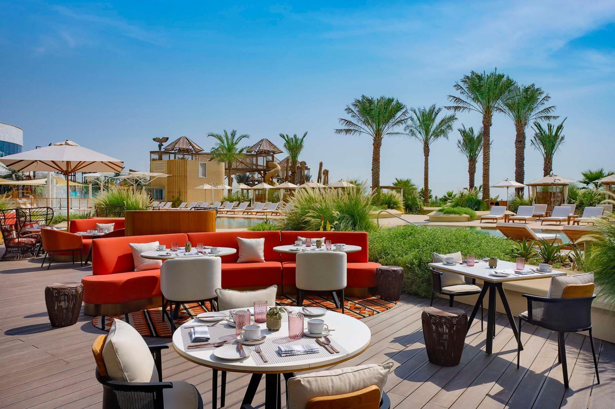 Waldorf Astoria Doha Lusail Экстерьер фото The Deck